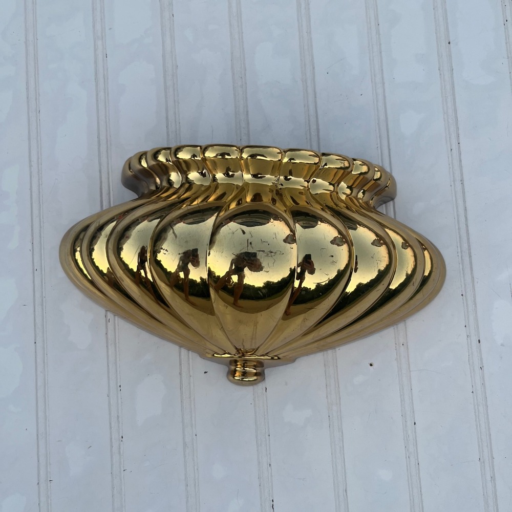 Home Interiors & Gifts Vintage Gold Scalloped Shell Wall Pocket Planter Sconce